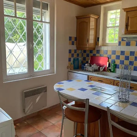 Πανσιόν La Bergerie Châtellerault